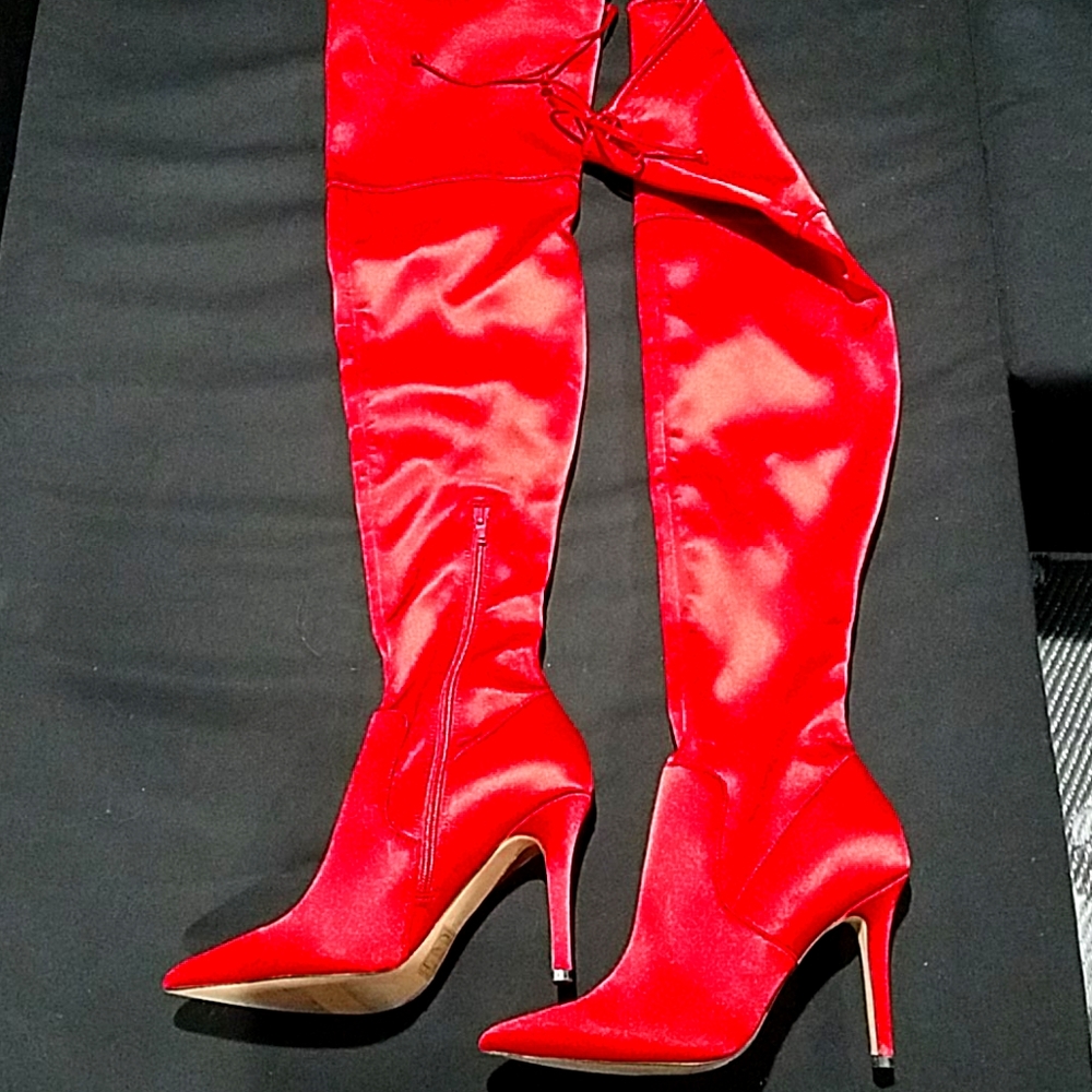 *Kinky* Boots, Over the Knee Aldo Red Boots